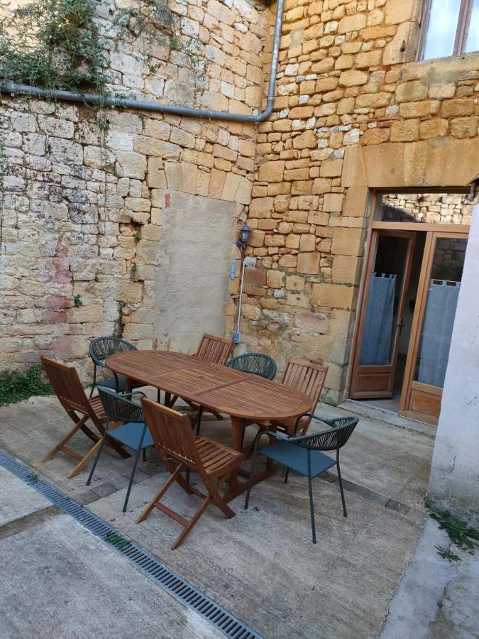Maison De Caractere Au Coeur De La Cite Medievale De Gourdon מראה חיצוני תמונה